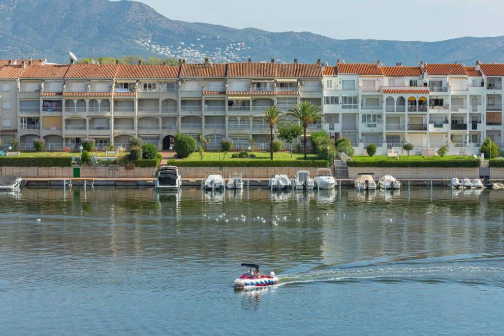 Flateli Empuriabrava Apartment Ngoại thất bức ảnh