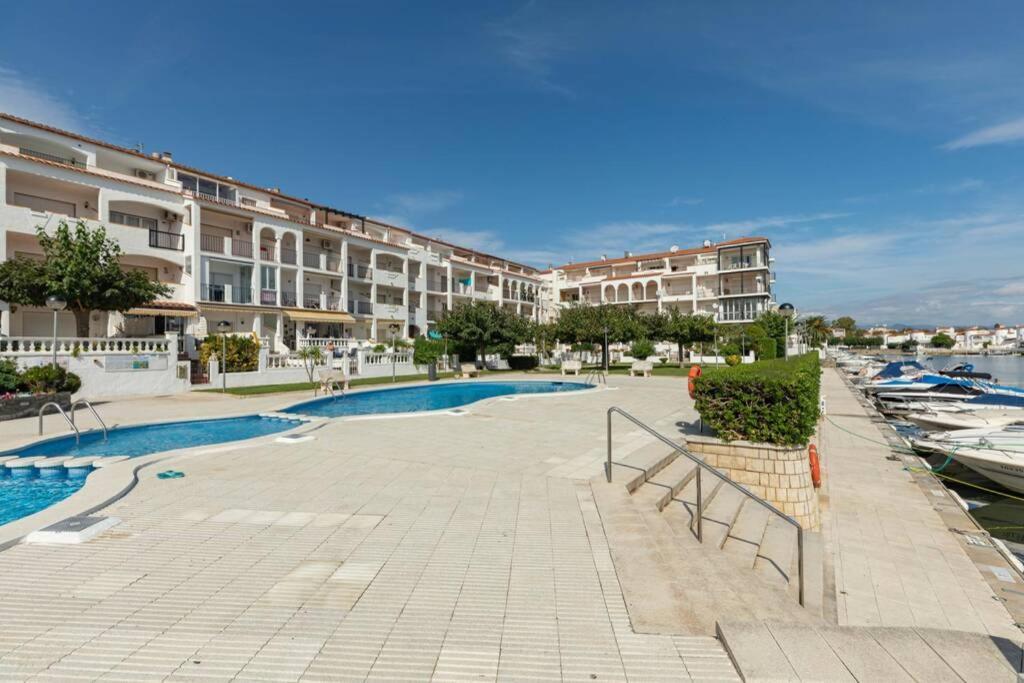 Flateli Empuriabrava Apartment Ngoại thất bức ảnh